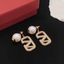 Pendientes de diseñador Stud para mujer Oro Diamantes Aro Pendientes de perlas Joyería Mujer Sier Pendiente Studs Cuelga Earing Des Boucles Oreilles 01