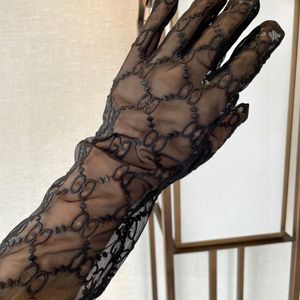 Designer Embroidery Lace Gloves Chic Letter Gloves Classic Print Sunscreen Drive Mittens Glove Women Elegant Long and Short Mesh Glove Lady Party Dress