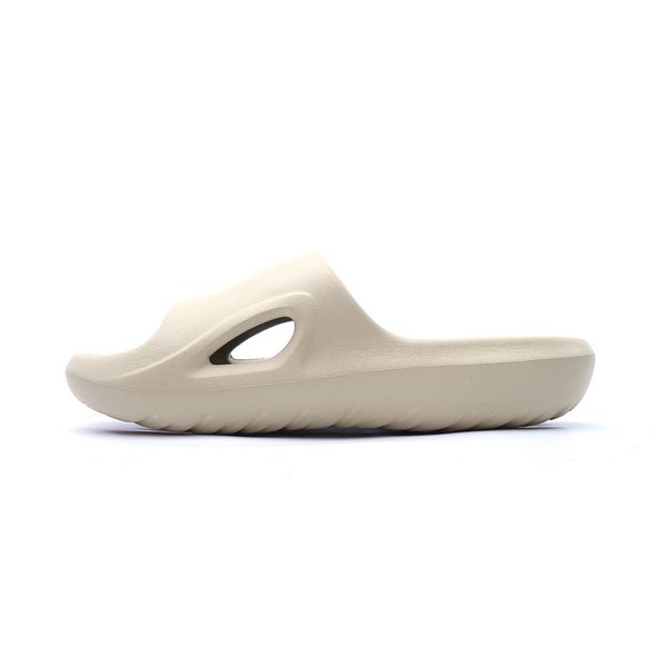 Sandalias de plástico con punta de diseñador para hombre, tendencia de verano, para mujer, zapatilla exterior suave para mujer, playa, punta abierta, suela gruesa