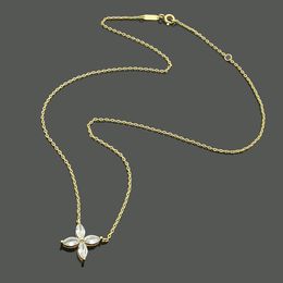 Designer grave merk hanger ketting ketting hoge gepolijste diamantbloem liefde choker 316L roestvrij staal goud zilveren roos gevulde meisjes vrouwen 46 cm lengte