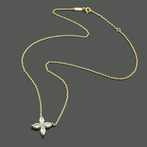 Designer graver collier pendentif de marque diamant poli fleur amour tour de cou en acier inoxydable 316L or argent rose rempli filles femmes 46 cm longueur