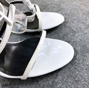 Ontwerper-ers een lakleer hoge hakken en sexy stijl letters bruiloft sandalen schoenen vrouw karakteristiek