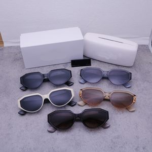 Lunettes de soleil polarisées pour femmes, lunettes de soleil de styliste noires classiques, nouvelles lunettes de soleil de mode pour hommes, accessoire de haute qualité, anniversaire de mariage hg122 F4