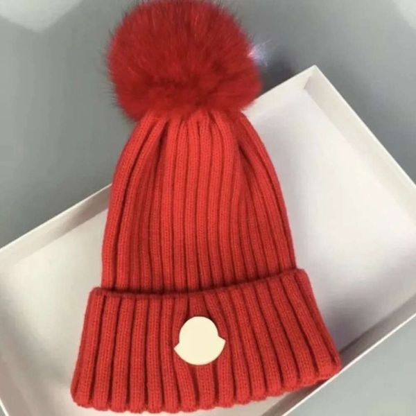 Diseñador Otoño e invierno Gorro de punto Gorros casuales para hombres y mujeres Gorros de punto grueso y cálido de alta calidad Gorros con pompones de piel sintética Gorros Gorros para mujer 20 colores 8