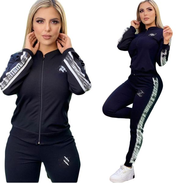 Designer Mode Automne et Hiver Femmes Imprimé Noir Blanc CC Sportswear Lettrage 2 Pièces Costume De Sport Veste Zipper Top Pantalon Jogging Costume Free Ship