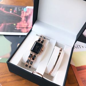 Designer Fashion Bracelets Watch Ring Bangle Ensemble de cadeau de vacances de Noël en trois pièces