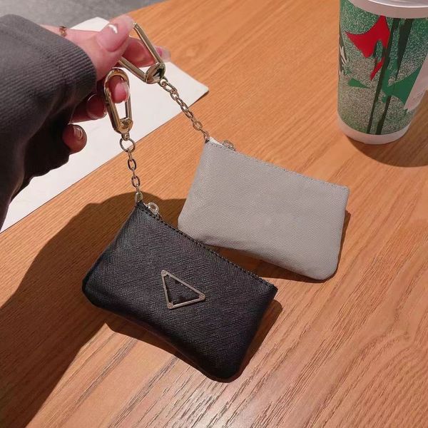 Designer Fashion Cardholder Hommes et femmes Triangle Wallet Card Holder Leather Luxury Printed Vintage Wallet Mini Gift Box Bank Bag