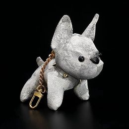 Designer Fashion Cartoon Animal Puppy Creative Keychain Accessoires de trousque en cuir en cuir Modèle Modèle de trèfle