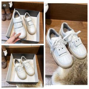 Designer mode klassieke schoenen dermis wit Outdoor damesschoenen acneities smiley gezicht studioliness gesp klittenband veelzijdige dikke zool casual sneakers