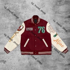 Designer Mode Classique Varsity Veste Hommes Vestes Casual Couple Baseball Puffer Veste Lâche Broderie Automne Hiver Vintage Veste En Cuir Anime Manteaux 426