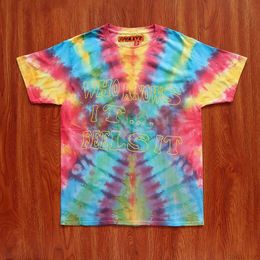 Designer Fashion Clothing Hip hop Tees TShirts Trendy Summer New Fit Cpfm.xyz Coloré Tie Dyed Rainbow Letter Couple T-shirt à manches courtes