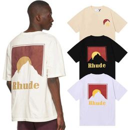 Diseñador de ropa de moda Camisetas Camisetas de hip hop Rhude Moonlight Sunset Print Hombres Mujeres Sueltas Verano Cuello redondo Algodón Camiseta de manga corta Suelta Streetwear