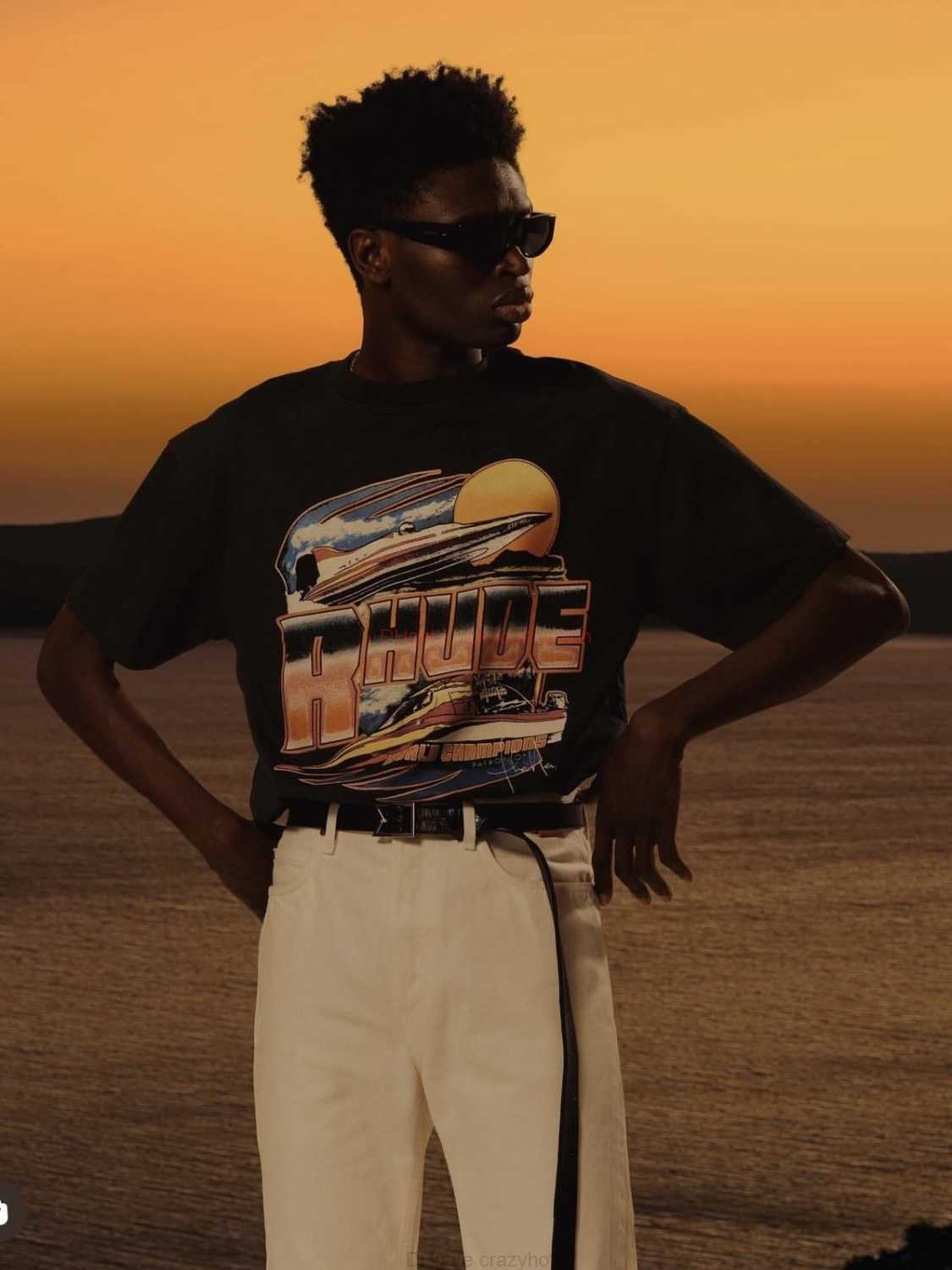 Tasarımcı Moda Giyim Tees Tshirt Rhude Yaz Gün batımı Tesisi Yüksek Sokak Hip Hop Gevşek Çift Kısa Kollu Tshirt Pamuk Sokak Giyim Üstler Sıradan Sportsw