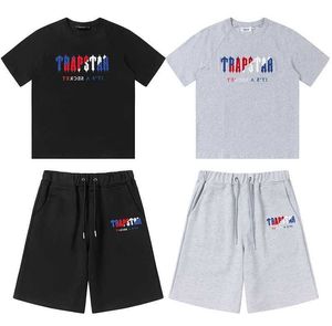 Designer Fashion Clothing T -shirt T -shirt Trapstar Blue Red Towel Borduurde korte mouw Shorts Set Losse Relaxed Unisex T -shirt Capris Luxe Casual katoen Streetwe