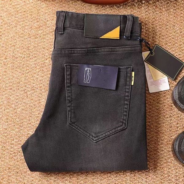 Yeux en cuir d'étiquette de broderie de mode de designer Lavage de luxe résistant à l'usure top row patch moto vintage stretch business pants