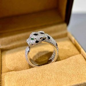 Designer mode volledige diamanten ring set met zirkoon licht luxe hoogwaardige carter luipaard sieraden