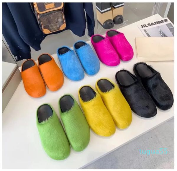 Designer-Fashion Fourrure Pantoufles Femmes Bout Rond Cheval Diapositives Femme Mohair Noir Rose Rouge Vert Chaussures Plat Demi Pantoufle Femme Casual chaussures en peluche