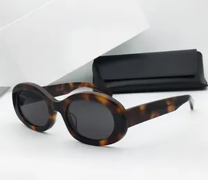 Lunettes de mode de créateurs nouvelles lunettes de soleil de créateur pour femmes Vintage charmant cadre rond hommes lunettes de soleil soleil cours de Police soleil