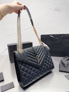 Designer Fashion Handbag Femme Purse Geune Leather Chain Sac à main sacs à main Dame Crossbody Messenger