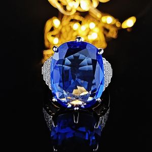 Designer Fashion Hot Selling Engagement Goose Egg Ring, ingelegde Sapphire Blue Topa Stone Ring Hand Sieraden Groothandel