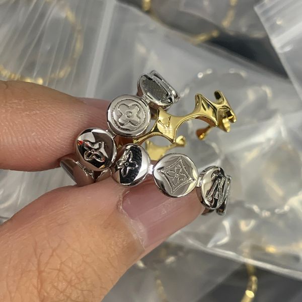 Iniciales de moda de diseñadores Ring Letter Ring Women Classic Simple Opening Finger Rings With Box Dust Bag For Women Party Jewelry Regalo al por mayor