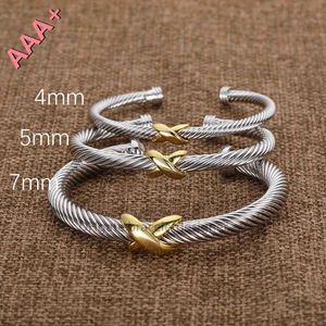 Designer mode sieraden twisted x armband gouden charme sliver 925 sterling zilveren armbanden gevlochten kruisbanggang diamant zirkon luxe verjaardagsgeschenk vrouwen ewu8