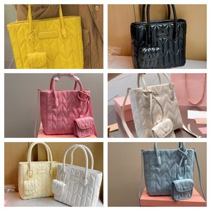designer -Fashion Ladies Tote Bag Femmes Sacs à main Luxury Desinger Bag Haute qualité en cuir Casual Shopping adapté pour et femmes sac à bandoulière sac à main