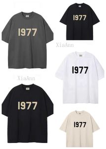 Designer Fashion Luxury 1977 essentiel T-shirt classique pour hommes et femmes Impression de lettres Hip Hop FOG Top Summer Respirant High Street Cotton Loose Tees ess