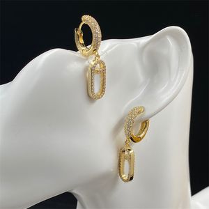 Designer mode luxe dames oorbellen gouden strass cirkel elegante luxe oorbel letters goud vergulde dames oor noppen sieraden