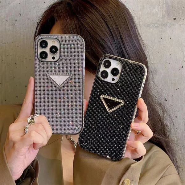 Designer Fashion Phone Case Luxe Diamant Antichoc Couverture de téléphone portable Brillant Accessoire électronique pour iPhone 11-15 Séries
