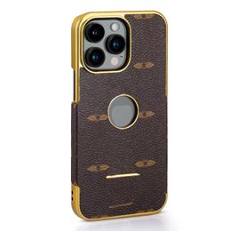 Étuis de téléphone en cuir de placage de mode de concepteur pour iPhone 15 Pro Max 15Pro 14 13 12 11 L lettre marron jaune noir couverture arrière florale de luxe étui de protection de coque mobile