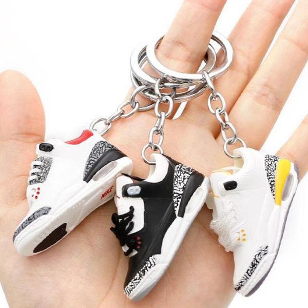 Porte-clés de chaussure de sport de mode de créateur chaud modèle 3D chaussures de basket-ball porte-clés accessoires de mode sac de voiture pendentif cadeau