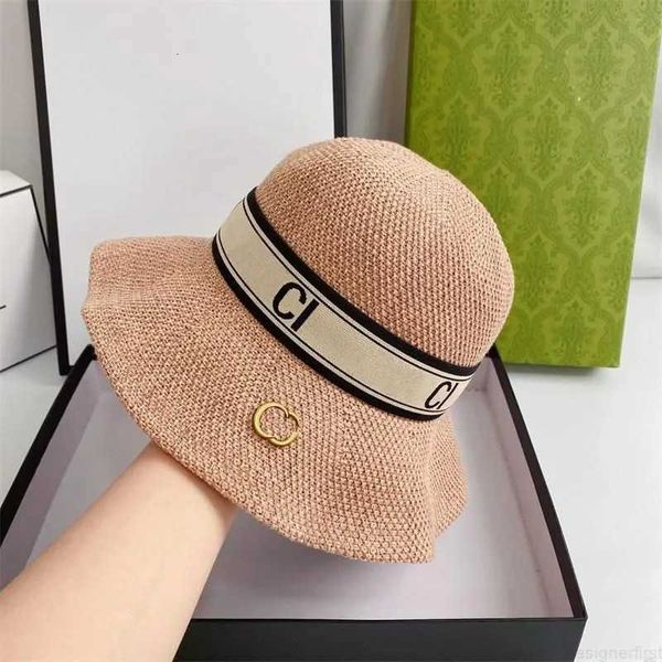 Chapeau de paille de mode de designer Chapeaux de soleil Casquettes Casquettes de godet Casquette pour hommes Femme Respirant Summer Resort Protection solaire Glace Soie Chanvre HCBG U0QK