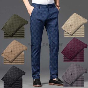 Diseñador Fashion Streetwear Men Ropa de 7 colores para hombres Slim Pantalones informales Slim pantalones Tendencia de pantalones a cuadros negros hombres