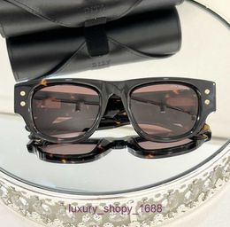 Дизайнерские модные солнцезащитные очки для женщин и мужчин, интернет-магазин. Солнцезащитные очки-авиаторы высшего качества 10,0 на заказ с толстой пластиной. МОДЕЛЬ: DTS701 с подарочной коробкой HKE0.