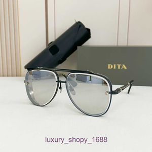 Lunettes de soleil de mode de créateurs pour femmes et hommes boutique en ligne La qualité du style écran Dita Mach EIGHT Toad avec boîte d'origine WA4O