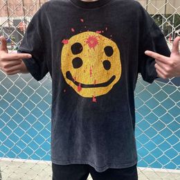 T-shirt de mode de créateur SAINT MICHAEL CHO Visage souriant cassé Limité High Street Old Washed Hommes et femmes Manches courtes