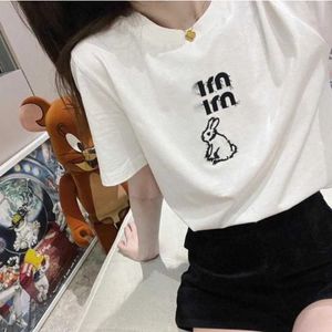 Designer Fashion T-shirt Womens High Quality Cotton Round Roundy Polyday Casual Casual Short à manches