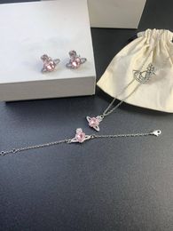 Créateur de mode Viviene Westwoods impératrice douairière Xi Wei'an diamant étincelant coeur zircon poudre collier femme bracelet boucles d'oreilles et la boîte