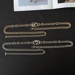Diseñador Fashion de la cintura para mujeres Cinturón de cadena ceñida Cadena de cintura de monograma de lujo