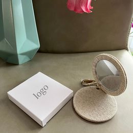Diseñador Favorecos de maquillaje de lujo Letras de moda Herramientas de belleza Espejo de maquillaje portátil de lino con caja de regalo para regalos de boda