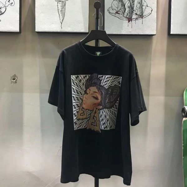 Designer Fendis T-shirt Luxe populaire logo marque amoureux des femmes vêtements respirant belle fille de mode Fendis Label manches courtes