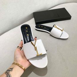 Diseñador FF Patrón de tela Toboganes Mujeres Menores Fashion Sandal Sandal Sandal Sandal Sandal Sandal Flat Slerper Slive de playa al aire libre AAA+35-41