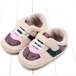 Diseñador First Walkers Newborn Baby Print Sneakers Zapatos casuales Suela blanda Prewalker Infant Toddler Kids Calzado deportivo