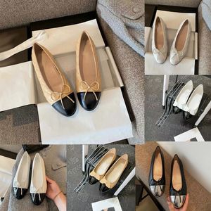 Designer platte kledingschoenen Parijs merk zwarte ballet flats schoenen dames lente gewatteerde lederen slip op ballerina luxe diamant ronde neus dames