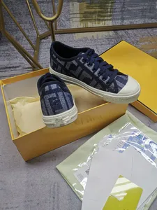 Designer Flat Sneaker Luxe Virgil Trainer Casual Chaussures Denim Toile Cuir Blanc Vert Rouge Bleu 0516