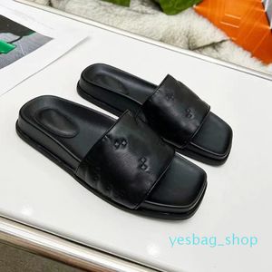 Designer Flats cowhide platform lichtgewicht sandalen open teen slippers voor buiten