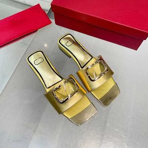 Chanclas de diseñador con tacón grueso para mujer, sandalias de lujo, zapatos de verano con plataforma