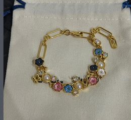 Bracelet de fleur de créateur pour femmes Bracelets de charme pellicule de perle d'or