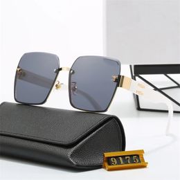 Designer pour hommes femmes lunettes de mode lunettes de cadre classique UV vente chaude lunettes de vente vintage propriété lunettes de soleil carrées métal lentille polarisée vintage rétro